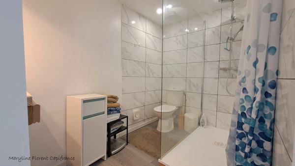 Maison de village T2/T3 de 48 m² (60 m² au sol) entièrement rénovée - Tourzel-Ronzières