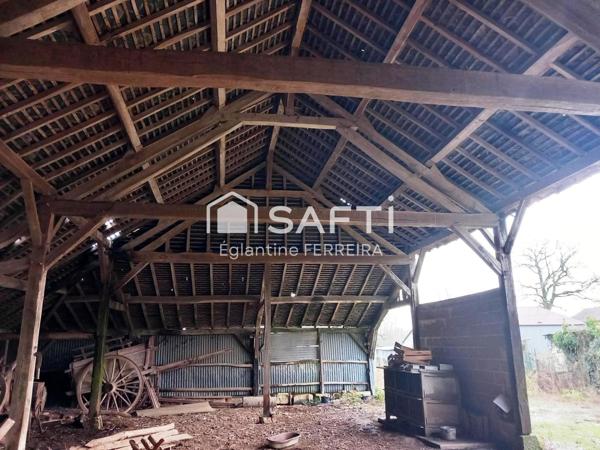 A PROXIMITE DE POULAINES, LONGERE ET DEPENDANCES