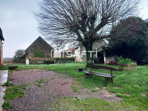 A PROXIMITE DE POULAINES, LONGERE ET DEPENDANCES