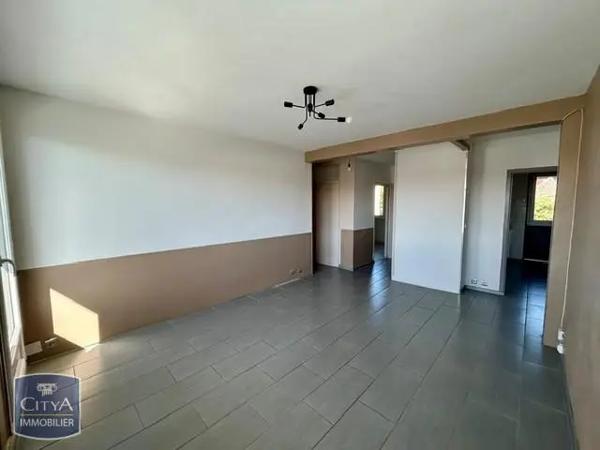 Appartement à louer 4 pièces 69.09m² Clermont-Ferrand (63100)