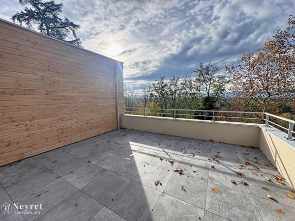 VEAUCHE DANS SECTEUR RESIDENTIEL T4 Dernier étage 77,63m² dernier étage