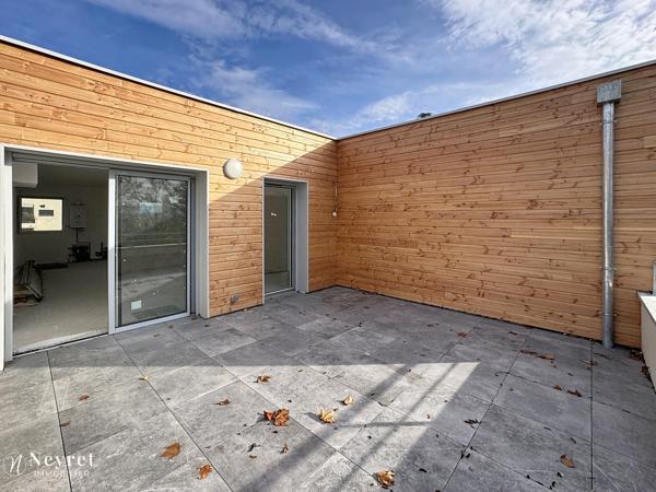 VEAUCHE DANS SECTEUR RESIDENTIEL T4 Dernier étage 77,63m² dernier étage