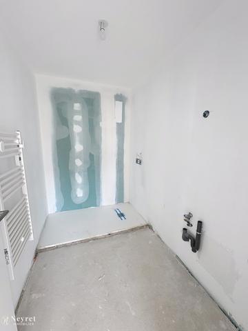 VEAUCHE DANS SECTEUR RESIDENTIEL T4 Dernier étage 77,63m² dernier étage