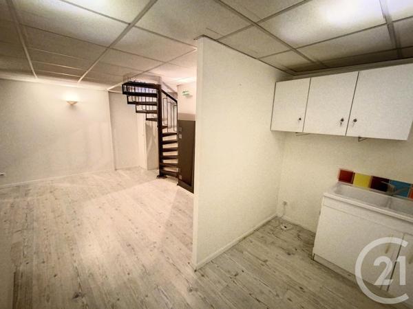 à vendre  45,67 m2 CHAUMONT - 52