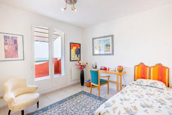 Villa Toulon Ouest 5 pièce(s) 107 m2