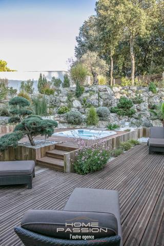 SAINT GEORGES DE DIDONNE  SPLENDIDE VILLA CONTEMPORAINE