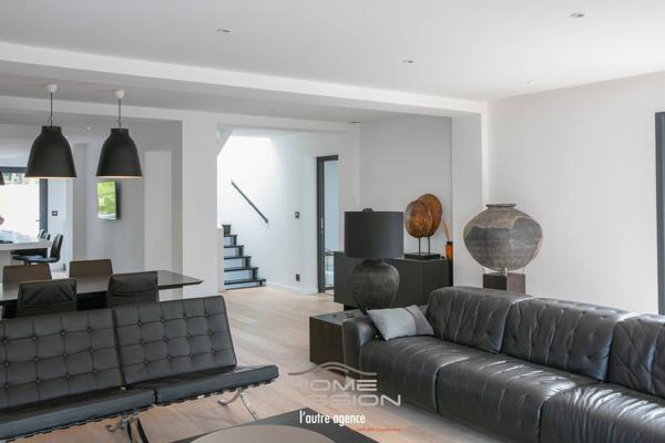 SAINT GEORGES DE DIDONNE  SPLENDIDE VILLA CONTEMPORAINE