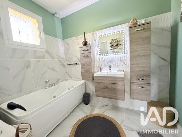 Maison à vendre 7 pièces 158 m² Orange