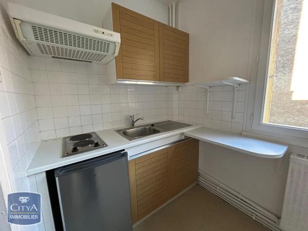 Appartement à louer 1 pièce 21.89m² Niort (79000)
