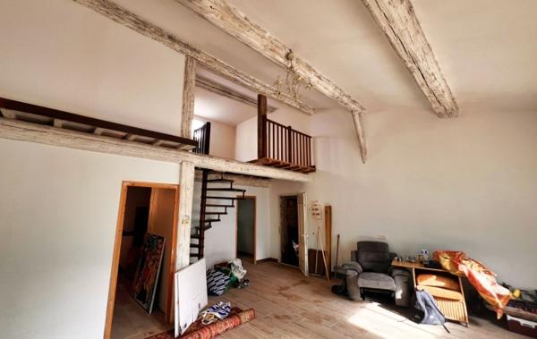 Vente Maison jardin remise à rafraîchir Bize-minervois   