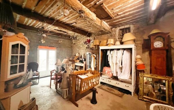 Vente Maison jardin remise à rafraîchir Bize-minervois   