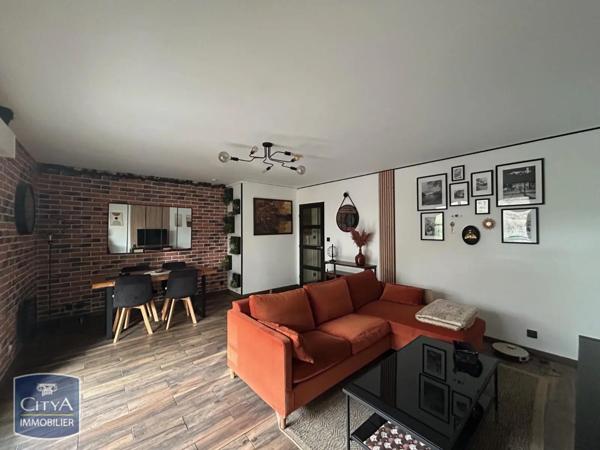 Appartement à louer 2 pièces 56.9m²