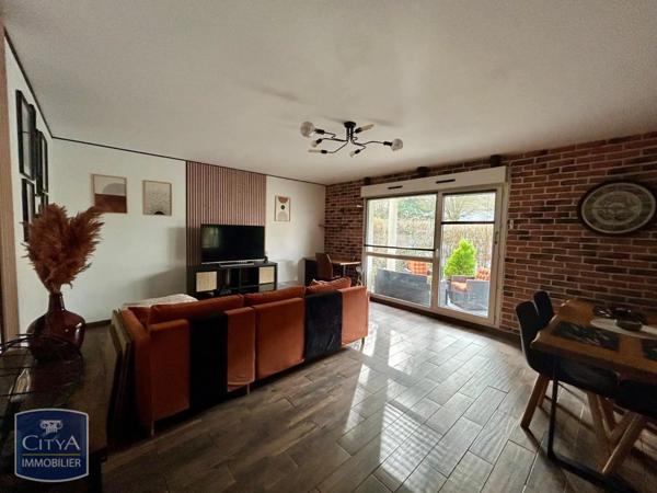 Appartement à louer 2 pièces 56.9m²