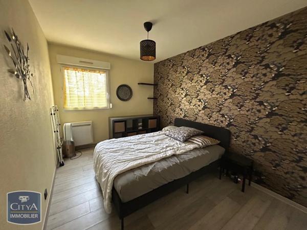 Appartement à louer 2 pièces 56.9m²