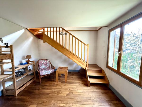 Livry-Gargan (93190) Maison avec jardin, garage et dépendance