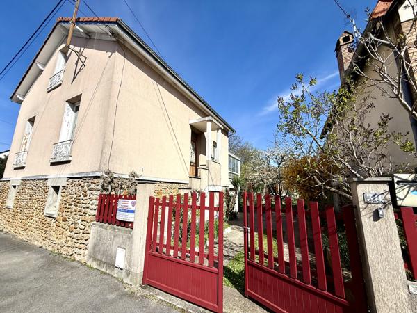 Livry-Gargan (93190) Maison avec jardin, garage et dépendance