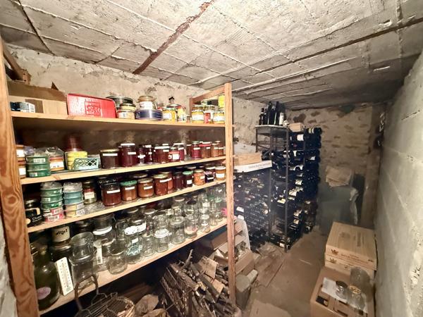 Livry-Gargan (93190) Maison avec jardin, garage et dépendance