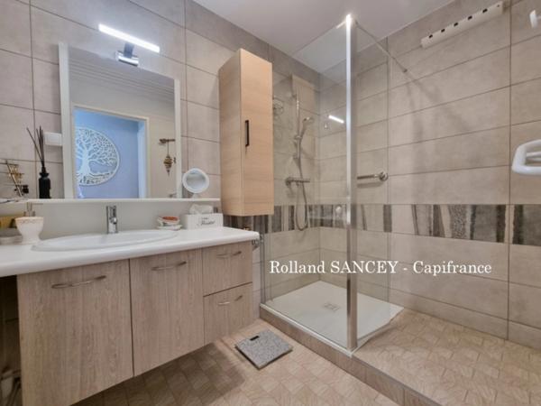 Appartement à vendre T3 de 70m2 avec Balcon Cave et Garage à VALENTIGNEY (25)