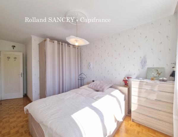 Appartement à vendre T3 de 70m2 avec Balcon Cave et Garage à VALENTIGNEY (25)