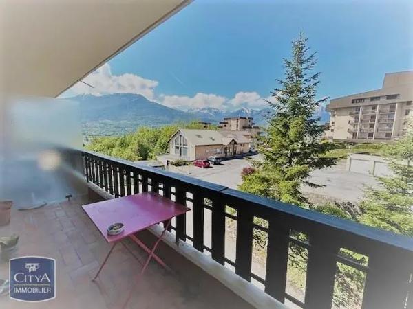 Appartement à louer 2 pièces Embrun (05200)