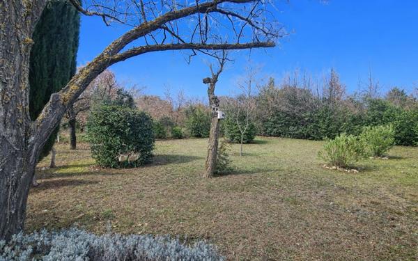 Maison à vendre    3 pièces • 129,17 m2 Régusse