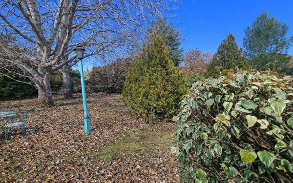 Maison à vendre    3 pièces • 129,17 m2 Régusse