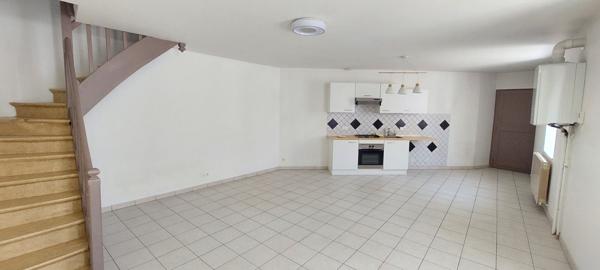 Maison
         3 pièces
        - 82 m² 130 000 € *