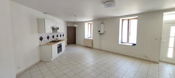 Maison
         3 pièces
        - 82 m² 130 000 € *