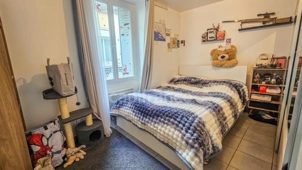 Appartement T2 en bon état avec place de parking privative à vendre 2 pièces ETRECHY (91)