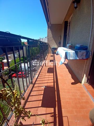 Appartement
         4 pièces
        - 76 m² Exclusivité 137 000 € *