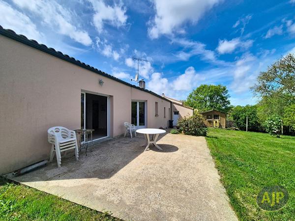 Vente maison Montaigu : 263 000 € - AJP Immobilier Montaigu