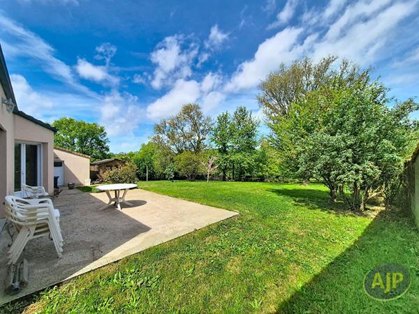 Vente maison Montaigu : 263 000 € - AJP Immobilier Montaigu