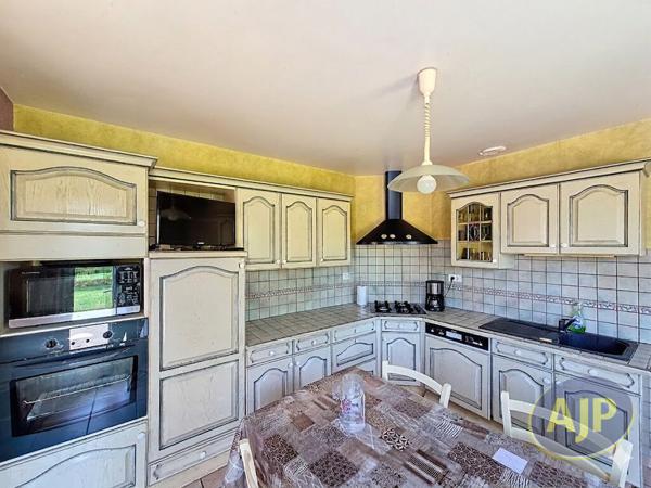 Vente maison Montaigu : 263 000 € - AJP Immobilier Montaigu