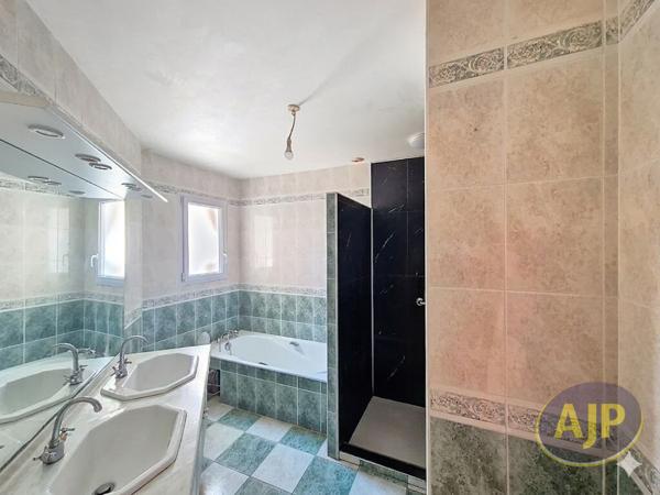 Vente maison Montaigu : 263 000 € - AJP Immobilier Montaigu