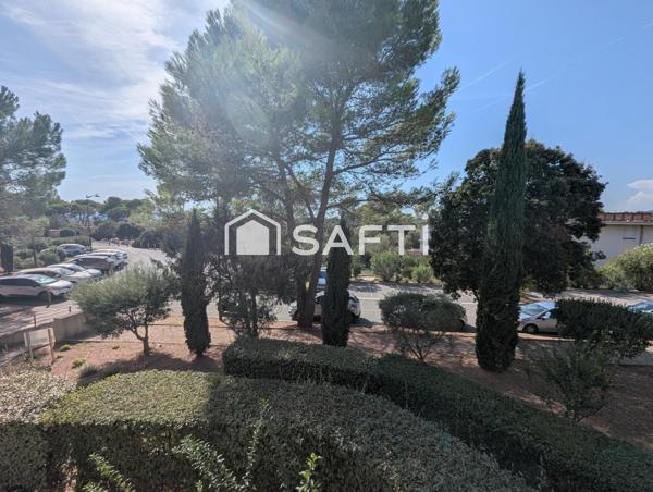 Proche des accès autoroutiers, Résidence sécurisée avec gardien et piscine, appartement de type 3 avec spacieux balcon, garage