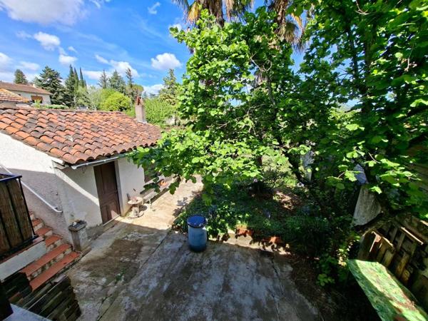 Maison 4 pièces sur terrain de 630 m².