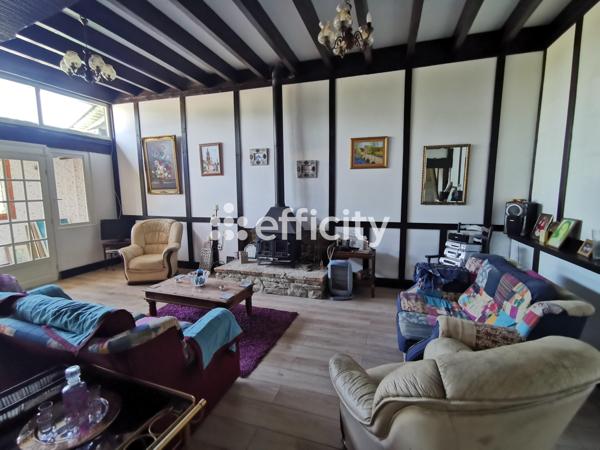 Maison
         14 pièces
        - 330 m² Exclusivité 211 000 € *