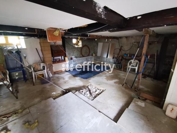 Maison
         14 pièces
        - 330 m² Exclusivité 211 000 € *