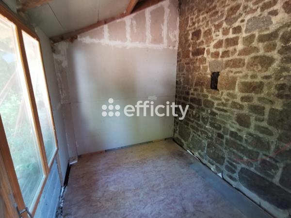 Maison
         14 pièces
        - 330 m² Exclusivité 211 000 € *