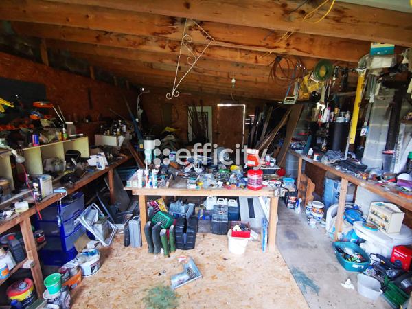 Maison
         14 pièces
        - 330 m² Exclusivité 211 000 € *