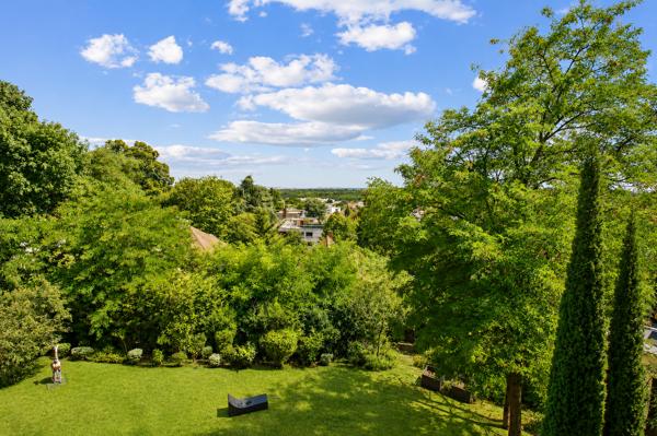 Vente Maison de luxe Garches 12 Pièces 594 m²