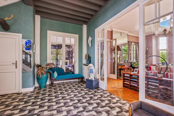 Vente Maison de luxe Garches 12 Pièces 594 m²