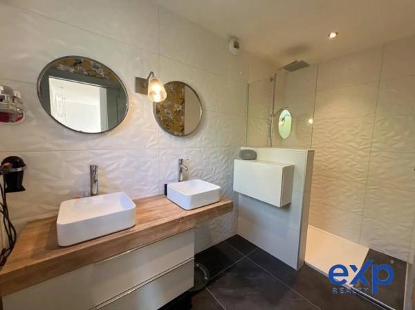 Maison contemporaine de 160 m² avec piscine chauffée – Wintzenheim