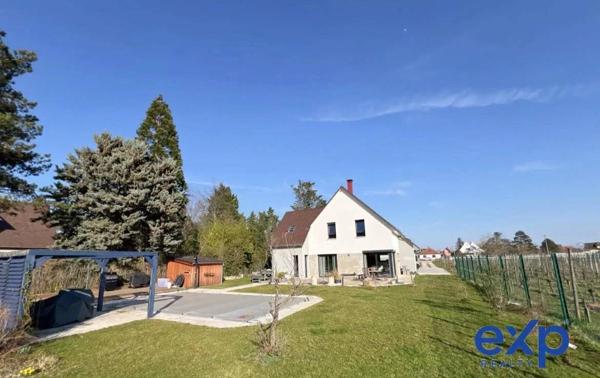 Maison contemporaine de 160 m² avec piscine chauffée – Wintzenheim