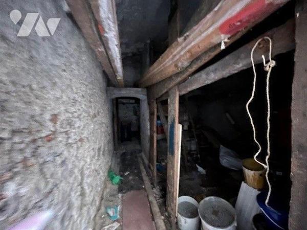 Appartement duplex type 8 à rénover plein centre ville de Chambéry VENTE IMMO-INTERACTIF.

VE...