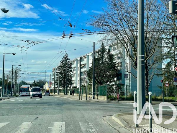 Appartement à vendre 3 pièces 63 m² Vaulx-en-Velin