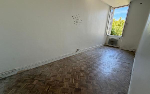 Appartement à vendre    3 pièces •  Saintes