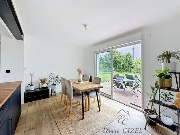 Maison
         4 pièces
        - 77 m² 269 900 € *