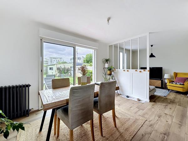 Maison
         4 pièces
        - 77 m² 269 900 € *