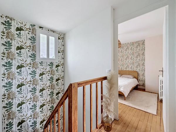 Maison
         4 pièces
        - 77 m² 269 900 € *